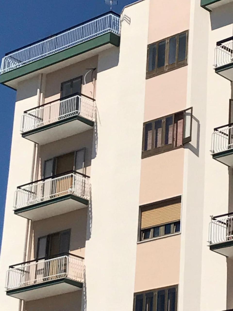 B&B Piazza Marconi Manfredonia Εξωτερικό φωτογραφία